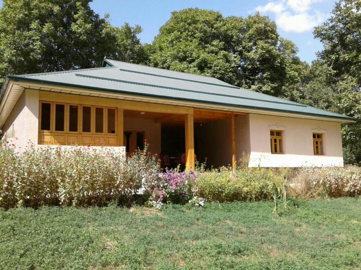 Hayat Nuratau Mountain Guesthouse Yukary-Ukhum Extérieur photo