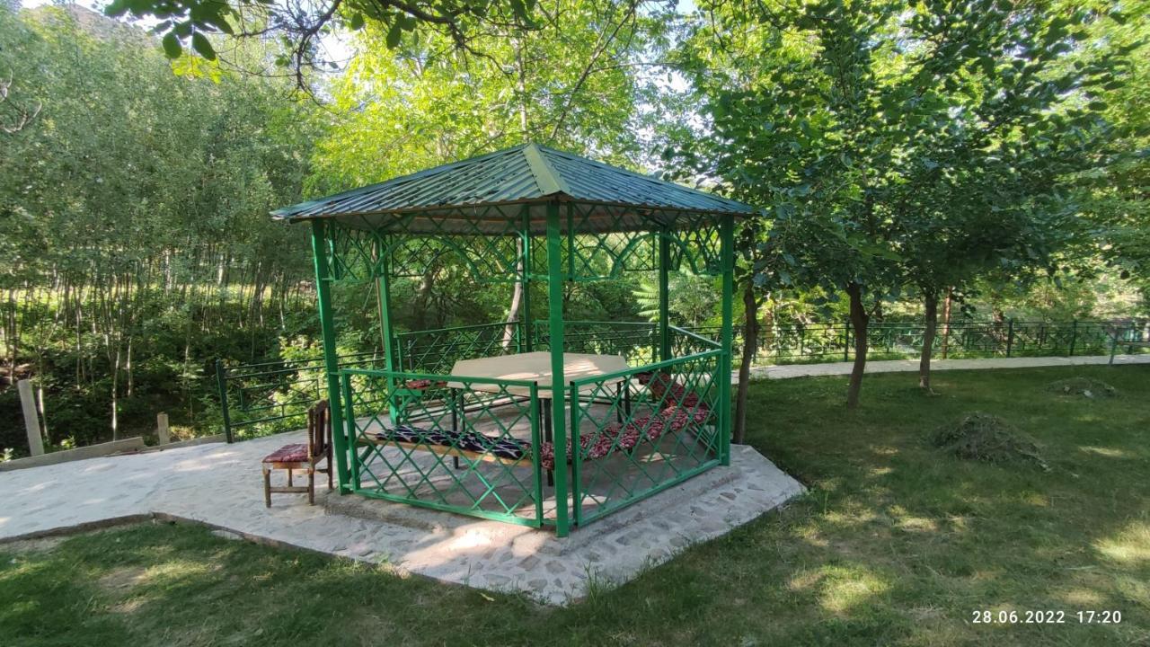 Hayat Nuratau Mountain Guesthouse Yukary-Ukhum Extérieur photo