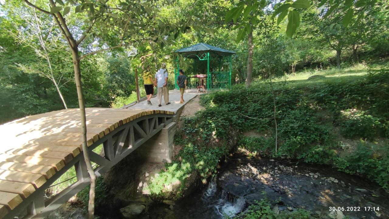 Hayat Nuratau Mountain Guesthouse Yukary-Ukhum Extérieur photo