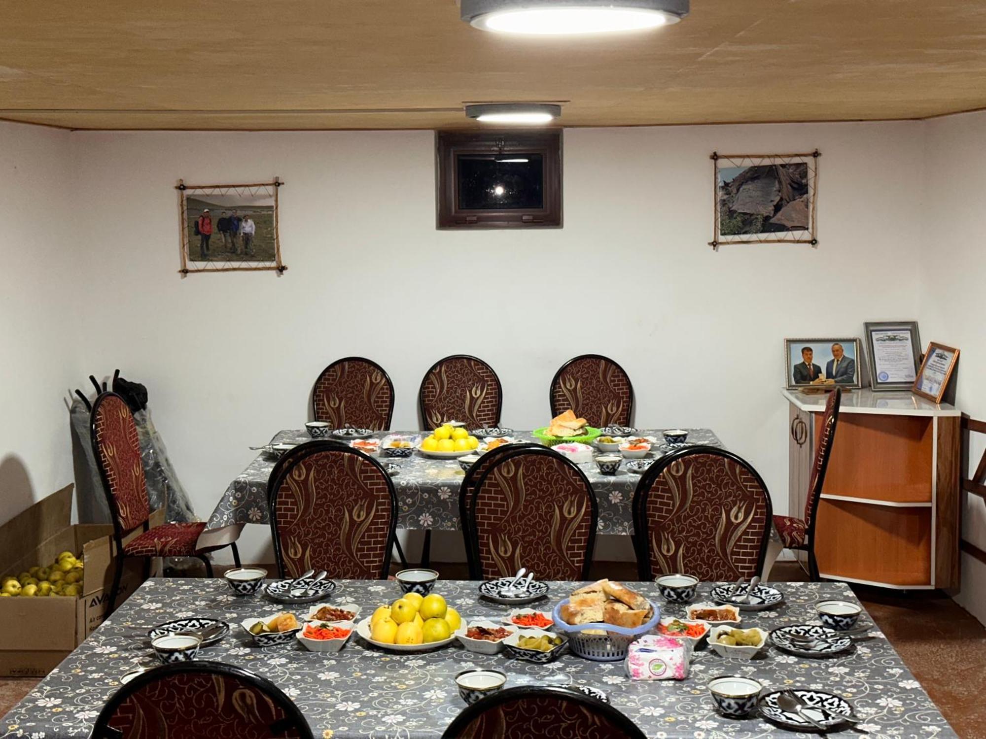 Hayat Nuratau Mountain Guesthouse Yukary-Ukhum Extérieur photo